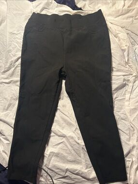 Women’s small black leggings
